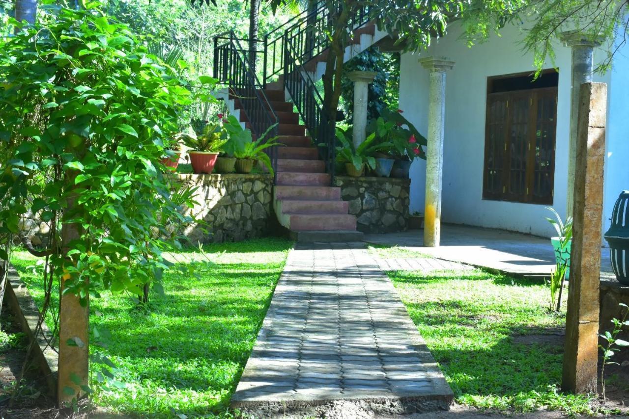 Hotel Wild Heaven Udawalawe Exterior foto